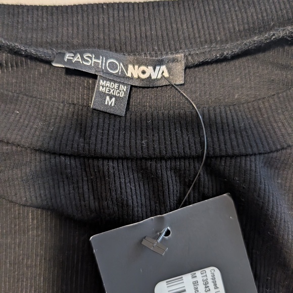 Cropped Lines Cut Out Top - Picture 5 of 9